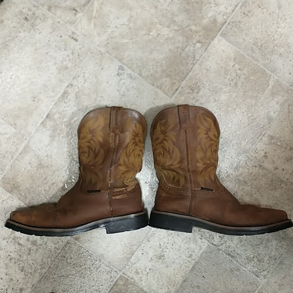 Justin cowboy boots